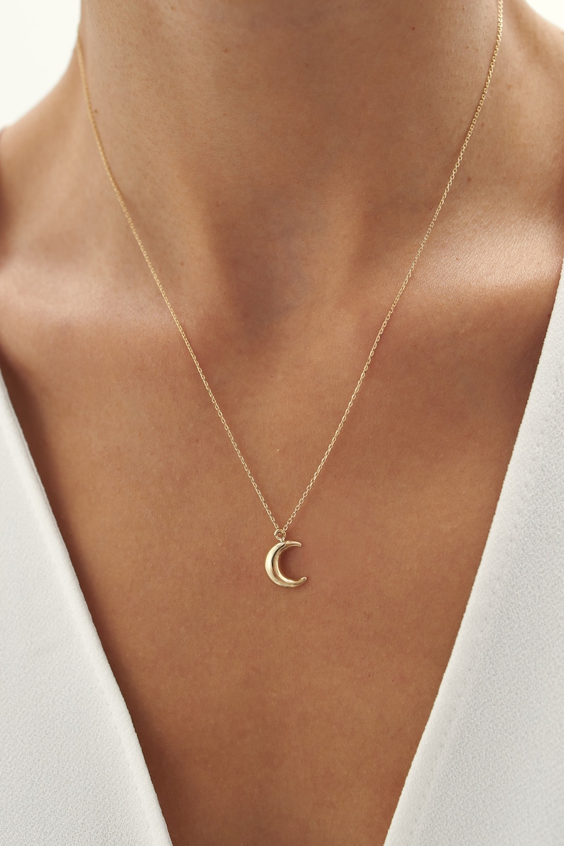 14K äkta guld måneurnahalsband, personligt askhållare månehalsband, urnasmycken, askhållarehänge i guld bild 2