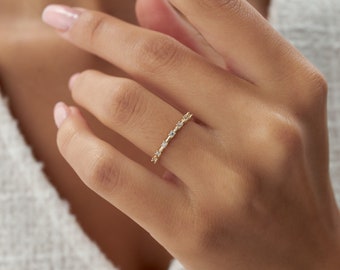 Anillo de diamantes de oro macizo de 14 k de media eternidad, anillo de oro con ajuste de 7 puntas de piedra, anillo de diamantes hecho a mano, anillo de oro real de diamantes naturales de 0,12 ct