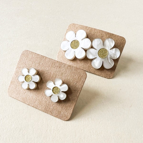 Ditzy pearl flower studs, cream flower earrings, subtle floral studs, laser cut studs, cute earrings, daisy stud earrings