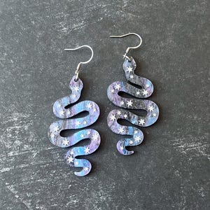Celestial snake statement dangle earrings, purple star snake earrings, green snake jewelry, witchy accessories, acrylic halloween earrings zdjęcie 8