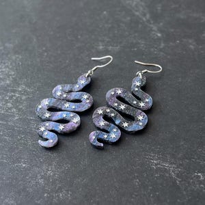 Celestial snake statement dangle earrings, purple star snake earrings, green snake jewelry, witchy accessories, acrylic halloween earrings zdjęcie 6