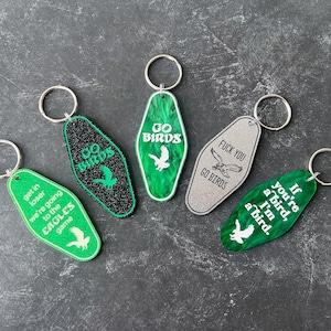 Philadelphia Eagles keychains, hand painted Philly sports keychain, sassy Eagles fan gift, Go Birds keychain, acrylic football accessories afbeelding 1