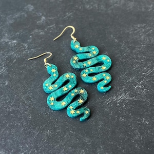 Celestial snake statement dangle earrings, purple star snake earrings, green snake jewelry, witchy accessories, acrylic halloween earrings zdjęcie 3