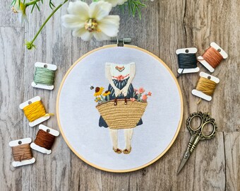 LADY with BAG // PDF Embroidery Pattern