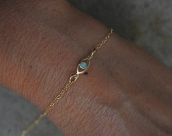 Gold evil eye bracelet with a touch of enamel - 14K gold filled chain - protection bracelet - tiny evil eye bracelet -