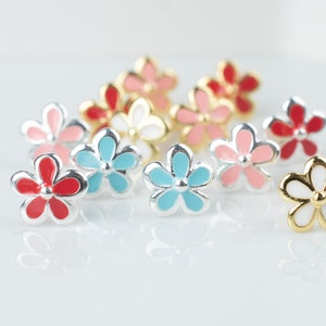 Enamel flower stud earrings - floral studs - enamel flower stud - resin flower post earrings -