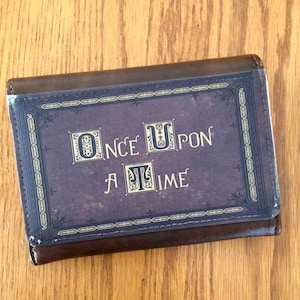 Érase una cartera de cuero sintético de la portada del libro de tiempo