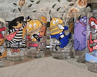 Vintage 1977 Mcdonald's Action Series Collectors Glass/Tumbler - Grimace, Mayor McCheese, Hamburglar, Captain Crook, Mcdonald's Glassware