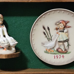 Vintage 1960s Goebel Hummel "Goose Girl" Figurine & 1970s Matching Plate w/Display Shelf