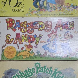 Gry planszowe vintage, Czarnoksiężnik z Krainy Oz, Cabbage Patch Kids. Królewna Śnieżka, Raggedy Ann i Andy, Nostalgiczna grafika,