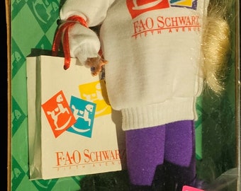 BARBIE, Shopping Spree Barbie - F*A*O Schwarz Souvenir Edition - Mattel #12749, 1994 Mattel, NRFB