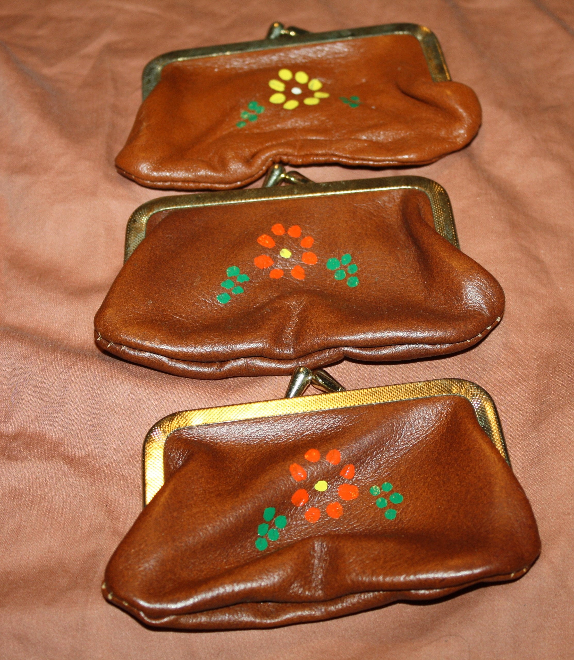 Coin Purse Change Leather Purse with Metal Clasp, Made in Mexico