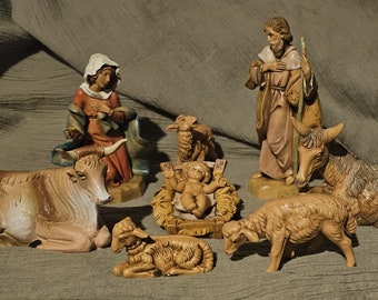 Vintage Hand NATIVITY SETS, Resin, Made in Italy