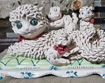 Vintage 1950’s Italian Pottery Majolica Spaghetti Cat with Kittens Sculpture/Figurine, Handcrafted, Marked Italy, Under Glaze on bottom