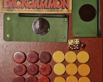 30 Vintage Catalin Bakelite Backgammon Pieces Plus Shakers & Dice