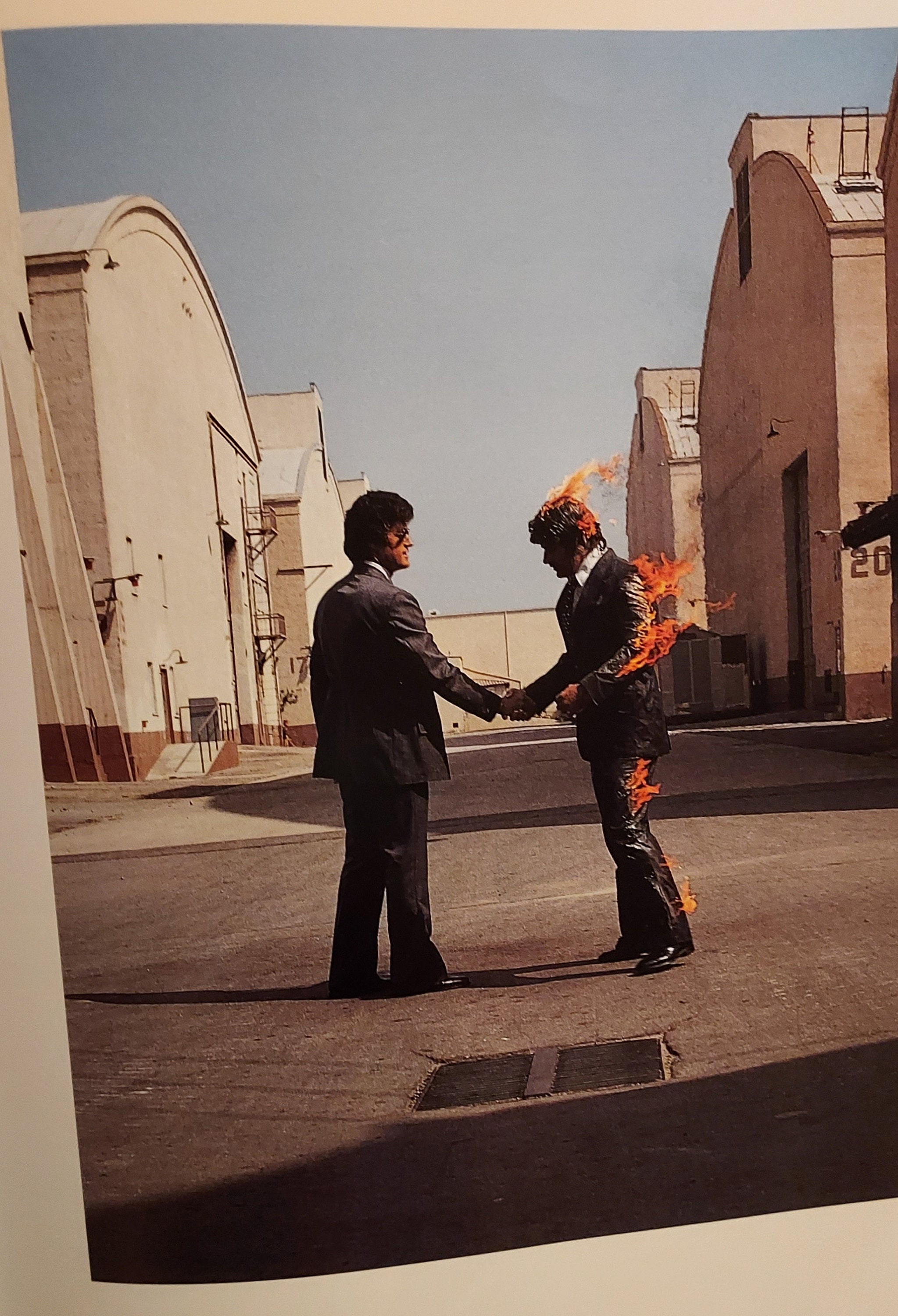 MIND OVER MATTER-Images of Pink Floyd-Storm Thorgerson&