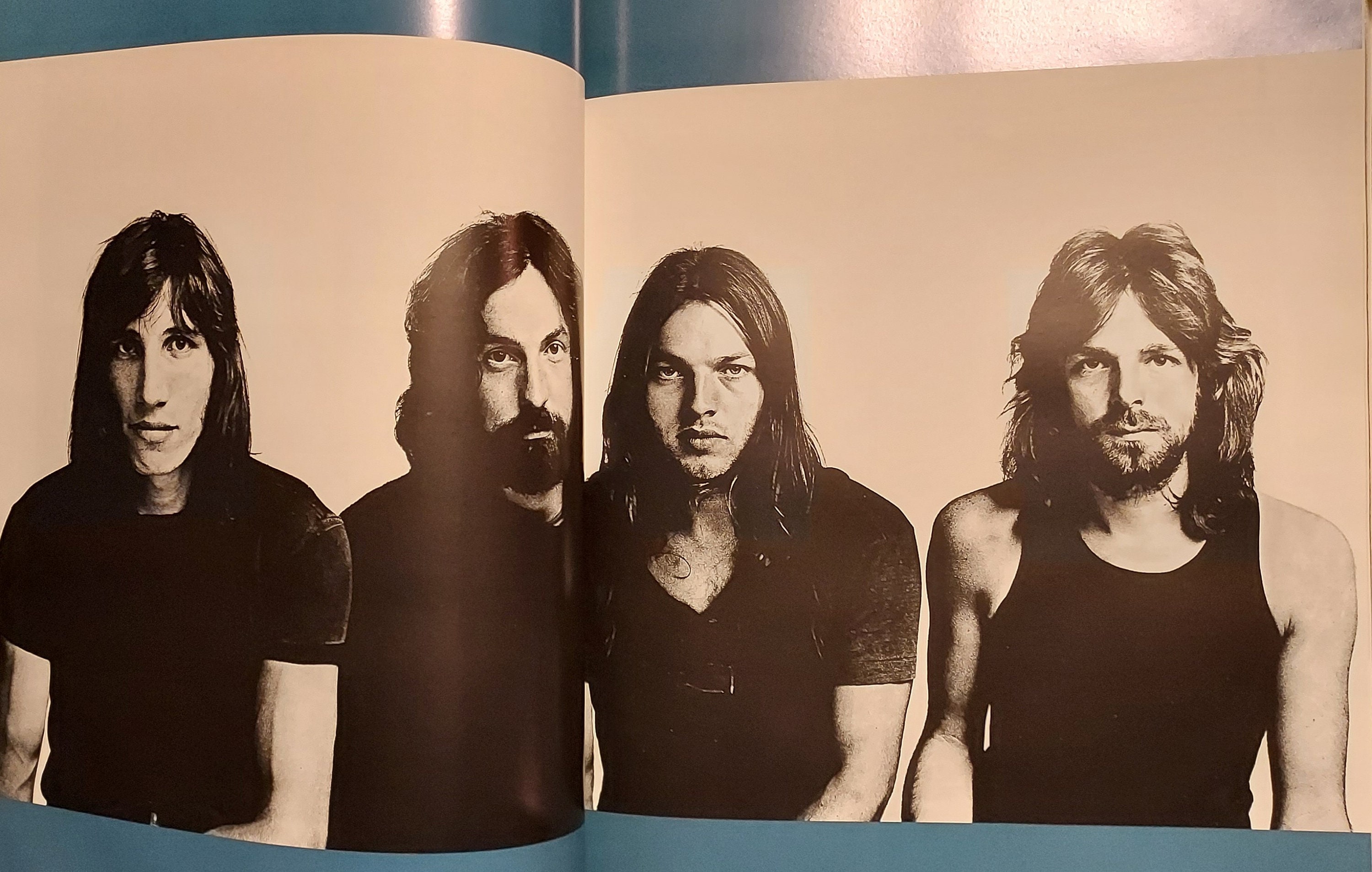 MIND OVER MATTER-Images of Pink Floyd-Storm Thorgerson&