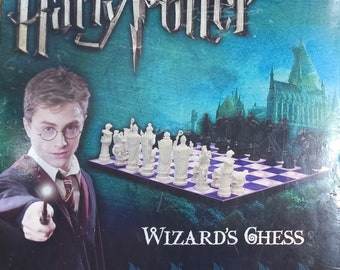 Harry Potter Wizard's Chess Set, Warner Bros Borders Exclusive NECA