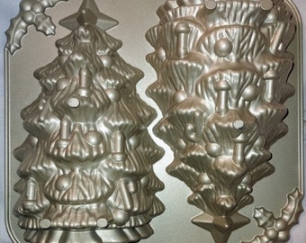 Nordic Ware 3D Bakeware, Santa Claus Pan, Christmas Tree & Train Pan, Wreath Pan, Gingerbread House, Bundt, Cake Mold, Holiday