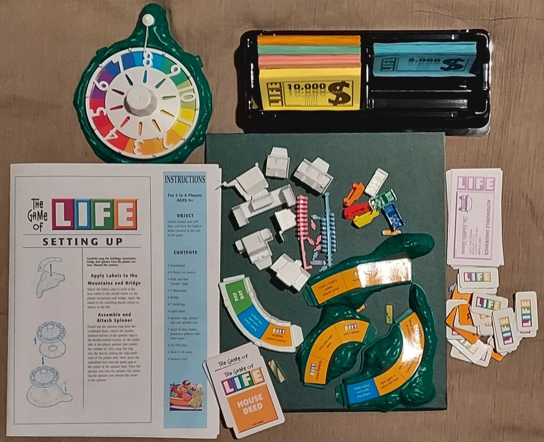 The Game of Life, Board Game, 2002 Milton Bradley, COMPLETE