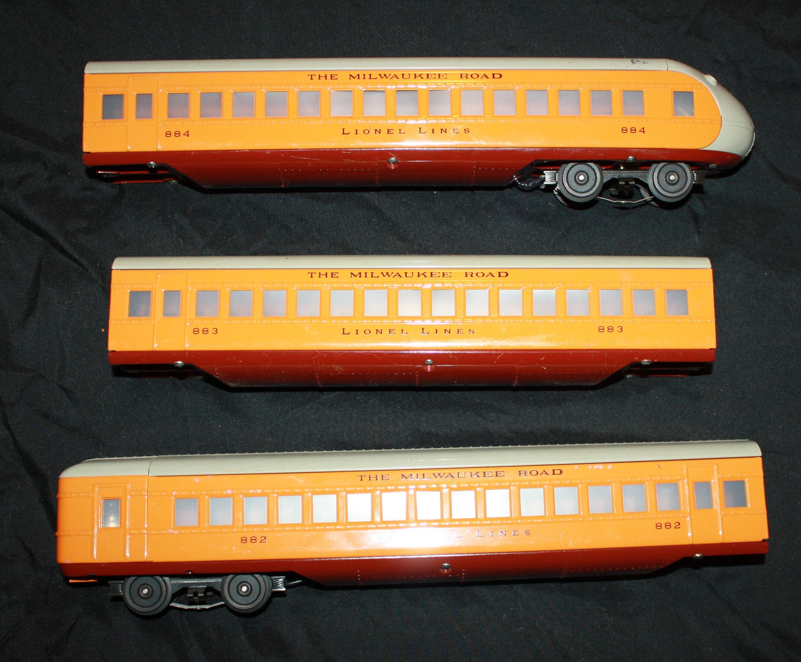 Lionel O Scale Modern Tinplate Hiawatha Passenger 3car set, 1988