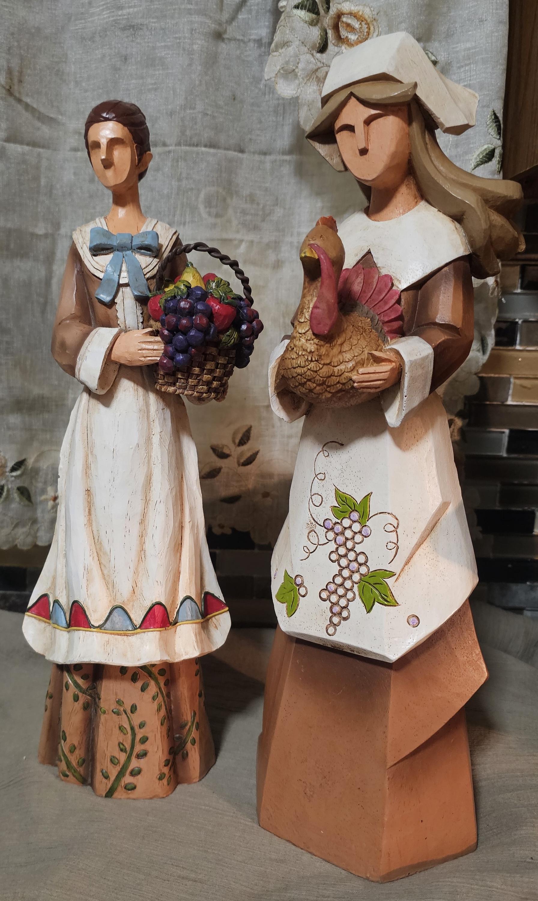 Pilgrim Figurines, Resin Wood Carved, Thanksgiving, Holiday Home
