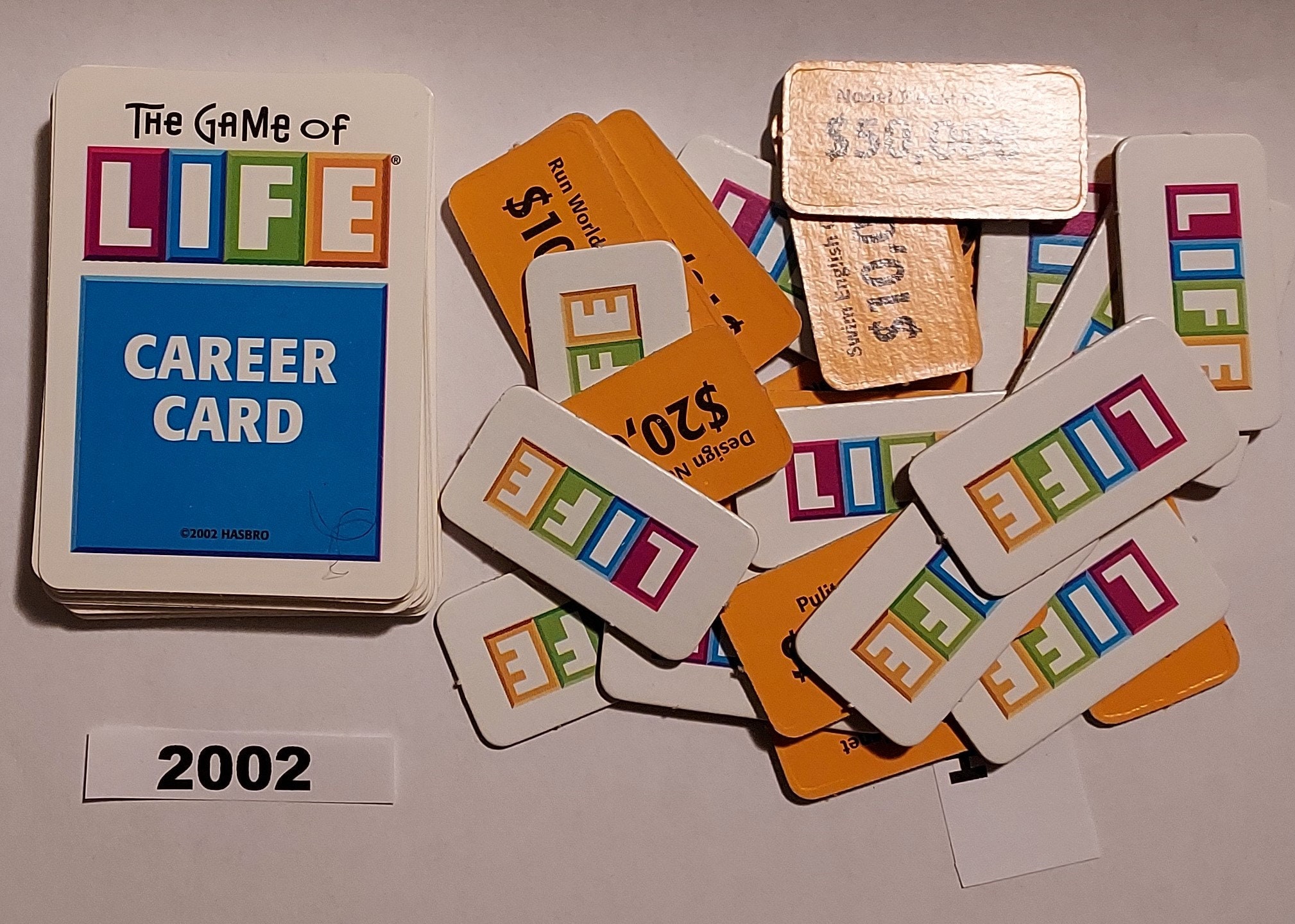 VINTAGE LOT 48 PCS-THE GAME OF LIFE-LIFE TILES(39)AND CARS(9) REPLACEMENT  PARTS!