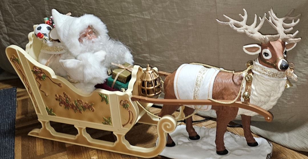 Vintage Christmas Animated Santa Sleigh & Reindeer Musical, Holiday