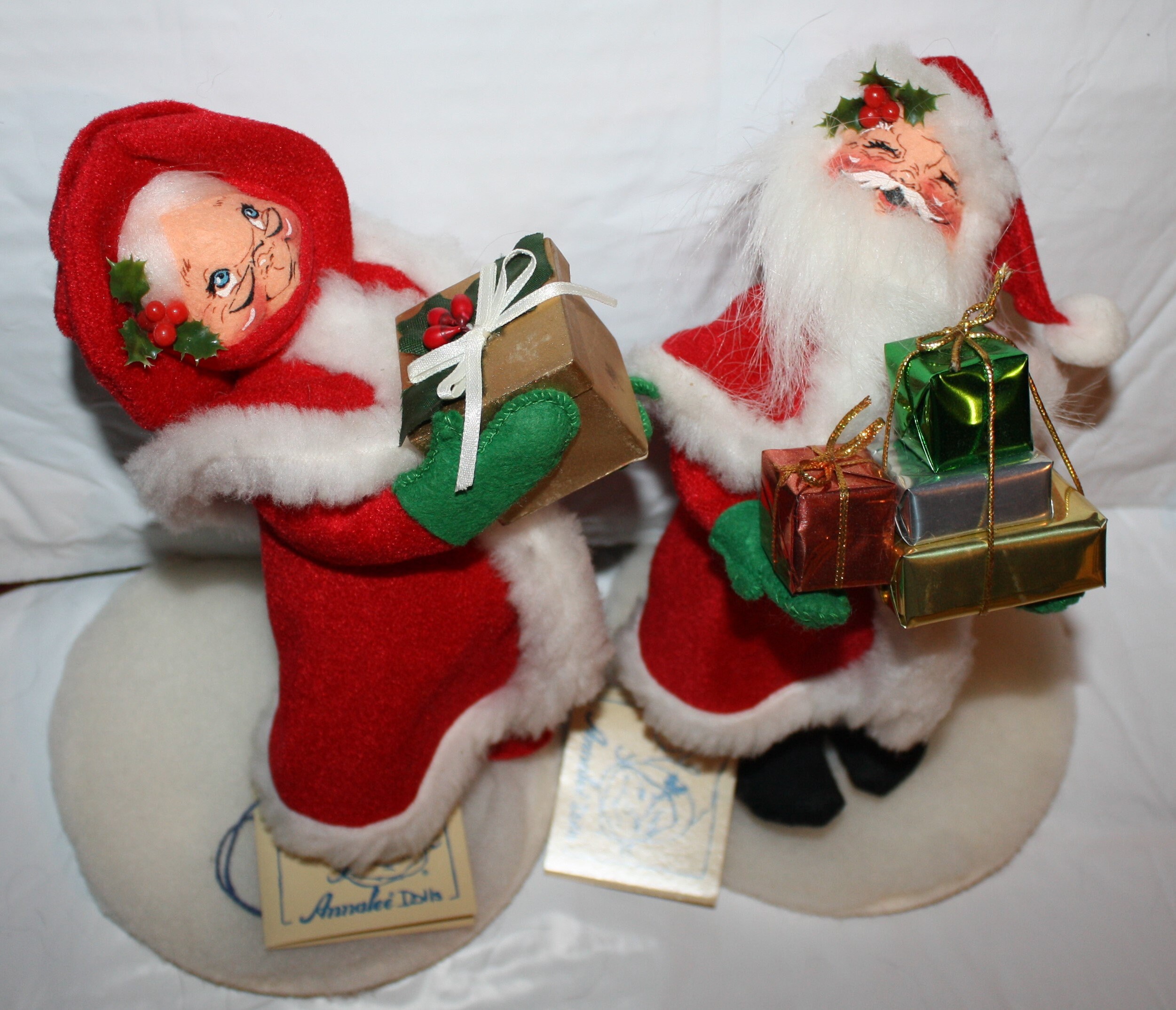 Annalee Mobilitee Dolls with stand, Lot of 2, 1990s