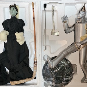 2001年 タイムレス トレジャーズ 磁器 オズの魔法使いのキャラクター、西の悪い魔女、かかし、ブリキ男、空飛ぶ猿