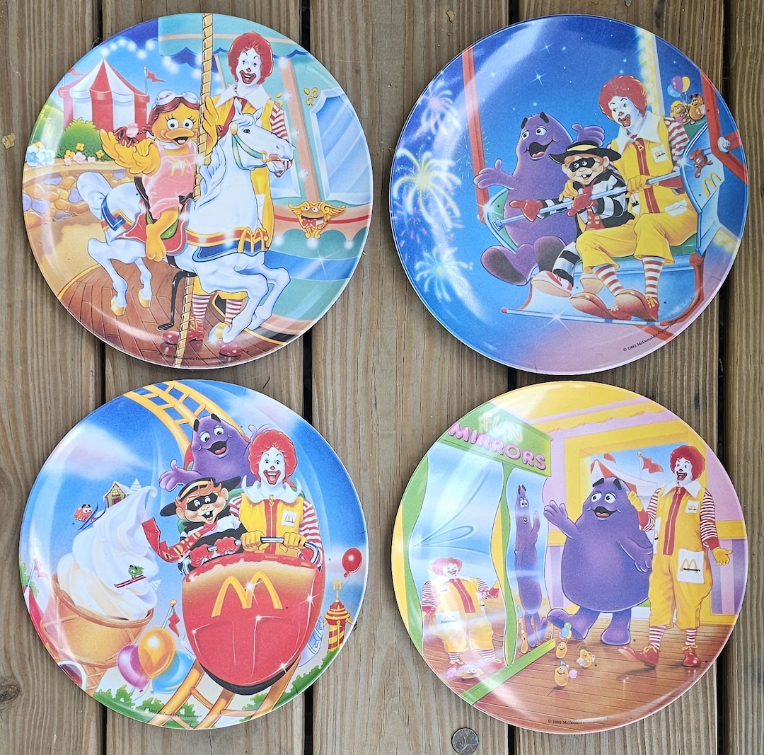Vintage Mcdonalds Collector Plates, Amusement Park Plates, Holiday
