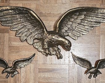 Vintage Federal Eagle Cast Metal Wall Hanging 3-Piece Set, One Large Eagle 29 "Wingspan, Two Small Eagles 9" Wingspan
