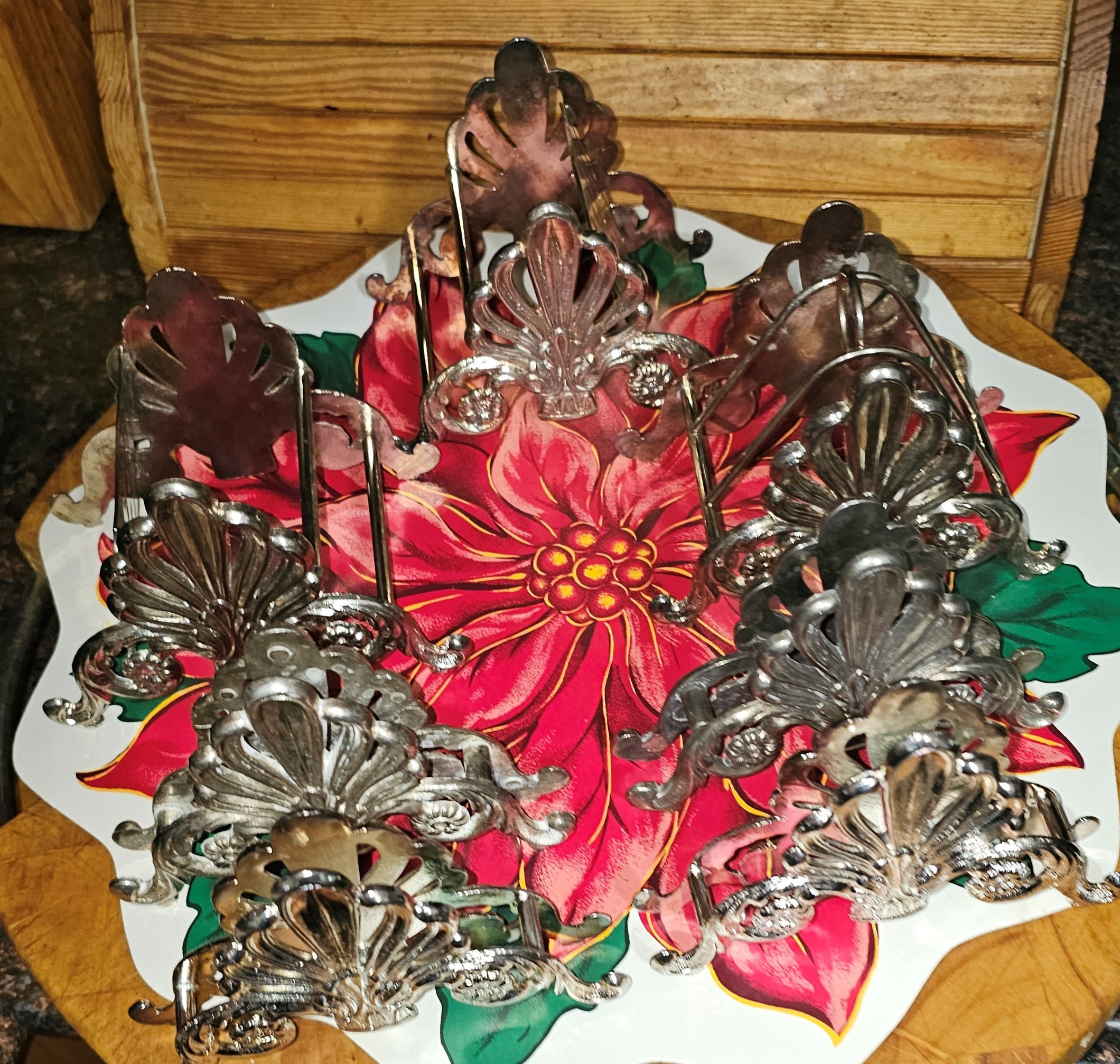 Baroque Metal Decorative Silverplate Buffet Caddies for Silverware