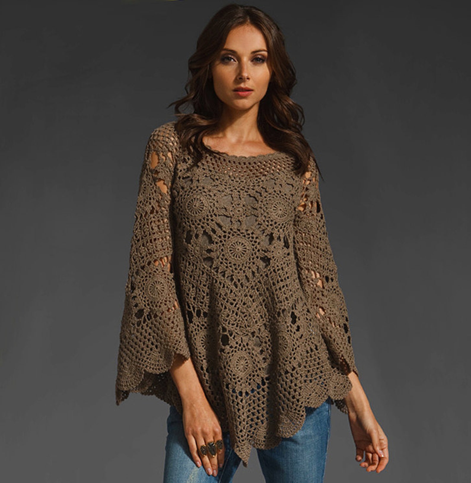 кофта крючком в стиле бохо. летние вязаные вещи. красивые вещи крючком. туники из льна в стиле бохо. стиль бохо туники крючком.