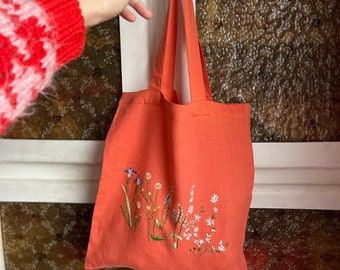 Exquisite Hand-Embroidered Linen Tote Bag - Stylish, Versatile, and Eco-Friendly!