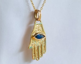 Hamsa necklace. Hand Of Fatima. 14k Gold hamsa. Evile eye necklace. Gold Sapphire necklace. Protection Jewelry. Spiritual Jewelry. Talisman