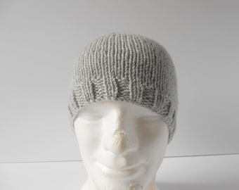 Men's hand knit beanie hat. Gift for Him. Grey knitted toque. Gray skull cap for guys. Classic fitted beanie. Irish knit hat.