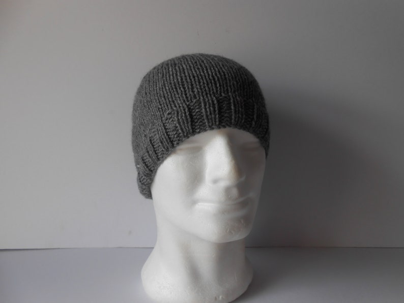 Hand knit grey beanie hat. Christmas gift for him, Men's knitted gray hat, Guy's beanie hat, Knitted toque hat . Grey watch mans cap, image 5