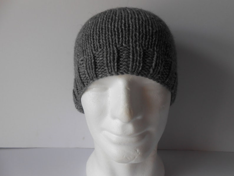 Hand knit grey beanie hat. Christmas gift for him, Men's knitted gray hat, Guy's beanie hat, Knitted toque hat . Grey watch mans cap, image 2