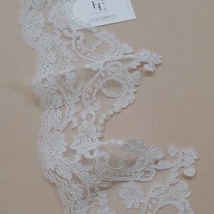 Ivory Lace Trimming by the yard, French Lace, Alencon Lace, Bridal Gown lace, Wedding Lace, White Lace, Veil lace, Garter lace EEV2107 imagem 1