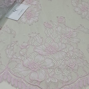 Lichtgrijs met roze bloemen kant stof, Franse kant, Chantilly kant, bruiloft kant, bruids kant, lingerie kant, stof op maat gesneden LL60011