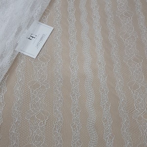 Tecido de renda marfim, renda francesa, renda chantilly, renda de noiva, renda de casamento, renda branca, renda de véu, renda floral recortada, quintal de lingerie LL32002