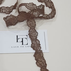 Bordure en dentelle couleur cappuccino par mètre, bordure en dentelle espagnole pour robe de mariée en dentelle d'Alençon, mantille brodée LMF201