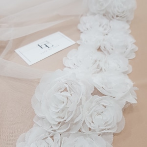 Off white 3d tulle fabric, 3D tulle fabric, 3d flowers, Wedding dress  tulle, Lingerie tulle,  - 51&quot; (130 cm) wide - sold per meter TK9547