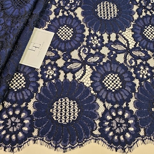 Tessuto in pizzo blu venduto tagliato su misura, pizzo per abito alencon floreale blu scuro, LL89331