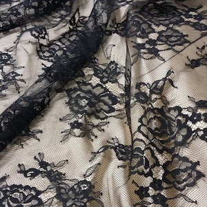 Tecido de renda preta, renda francesa, renda chantilly, renda de noiva, vestido de noite de renda, renda floral recortada, lingerie, quintal de renda l11219