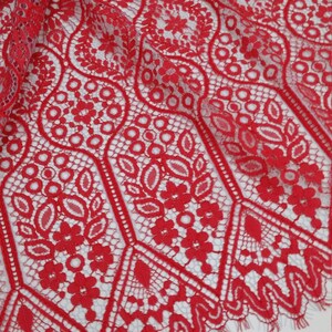 Rot mit grauer Spitze Stoff Französische Spitze Bestickte Spitze Hochzeitsspitze Brautspitze Abendkleid Spitze Dessous Spitze, Alencon Spitze L39394