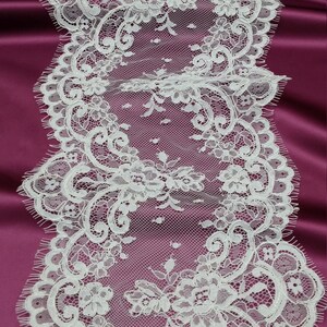 Renda marfim, renda francesa, renda chantilly, renda de noiva, renda de casamento, renda de liga, renda de vestido de noite, renda de lingerie, jarda EVSL061C