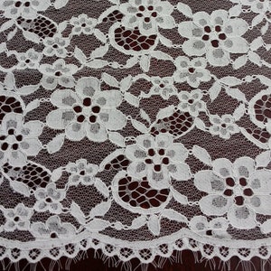 Tessuto in pizzo avorio, pizzo francese, pizzo ricamato, pizzo da sposa, pizzo da sposa, pizzo bianco, pizzo velo, pizzo lingerie, pizzo Alencon L44911