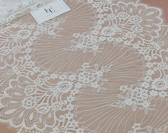 Off white lace trim, delicate bridal Chantilly eyelash lace, sold per meter, LMT2801